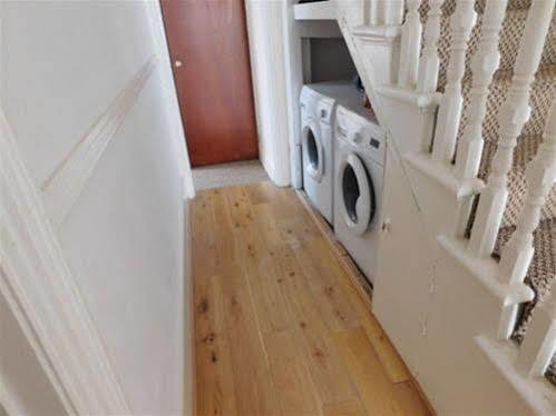 Spencer Inn Apartments Harrow Bagian luar foto