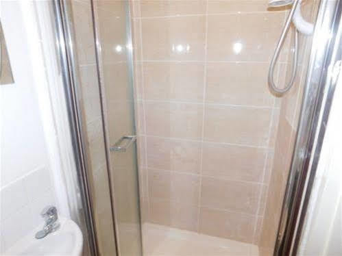 Spencer Inn Apartments Harrow Bagian luar foto